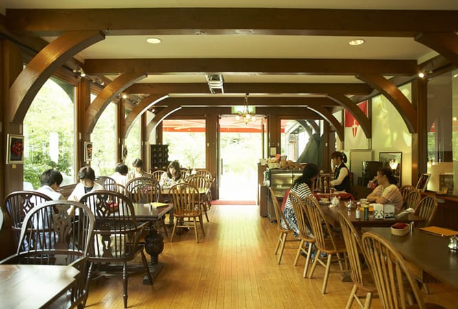 Strauss Café
